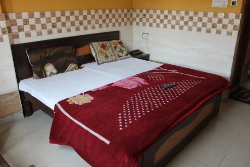 Hotel Gayatri Deluxe, Haridwar 2
